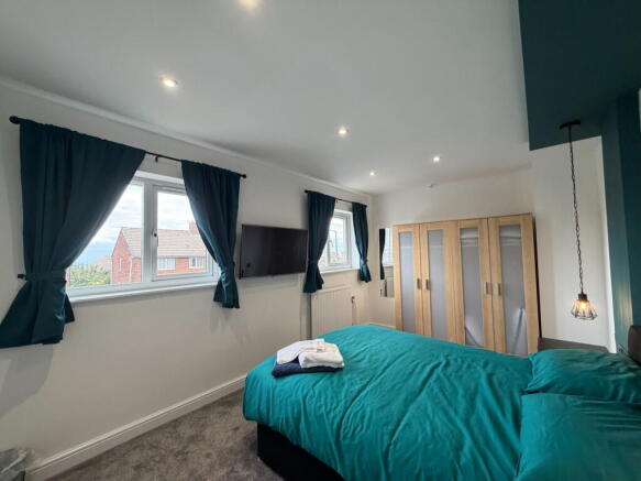 2 bed Semi-Detached for sale Image 10