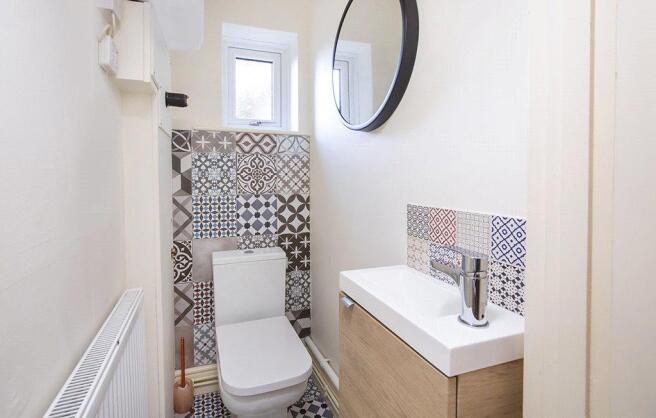 2 bed Semi-Detached to rent Image 6