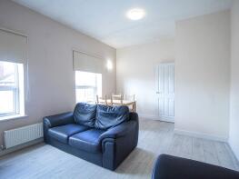 Flat 9, Samara West Mount, Clarendon Road, Woodhouse, Leeds LS2 9NZ