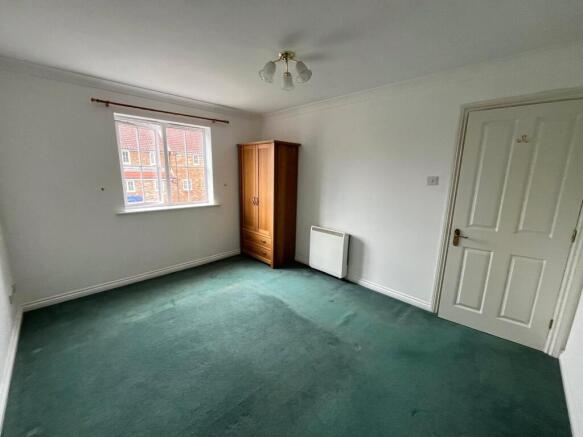 3 bed House for sale Image 11