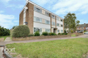102, Sackville Crescent, Romford RM3 0ED
