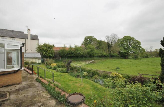 Rear Garden..JPG