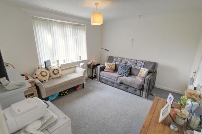 Lounge B