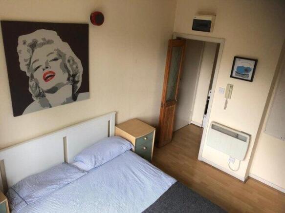 chatsworth-road-nw2-4bl-1061885