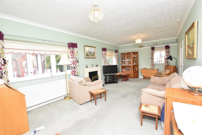 Lilac Court, Scartho Grimsby photo 5