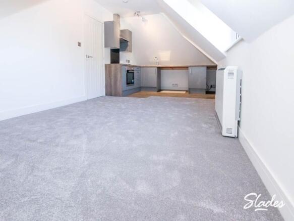 506 Holdenhurst loun