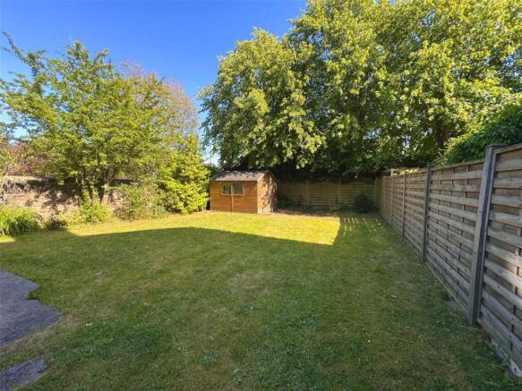 3 bed Bungalow to rent Image 6