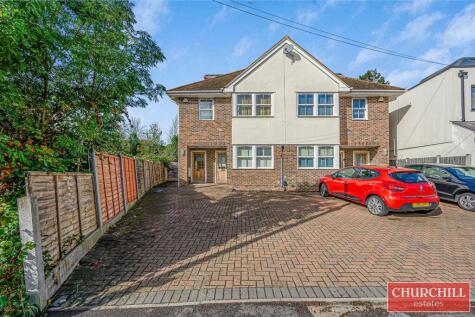 Larkshall Road, Highams Park