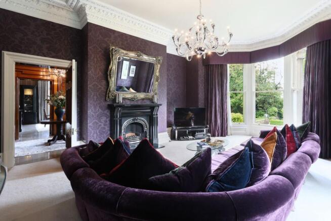 9 bed Character Property for sale Image 8