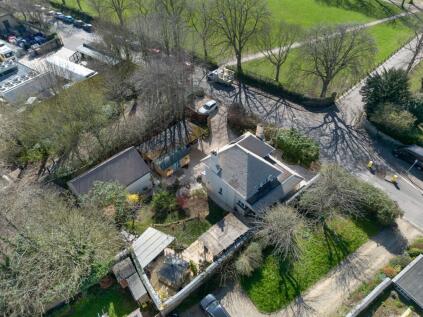 Station House, Witney, OX28