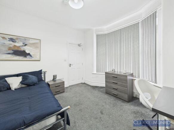 4 bed Terraced for sale Image 7
