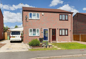 9, Cherry Tree Grove, Chesterfield S42 5QT
