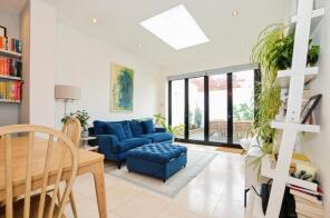 41b, Osborne Road, London NW2 5DR