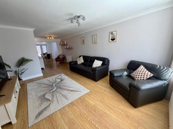 3 bed Detached for sale Image 7