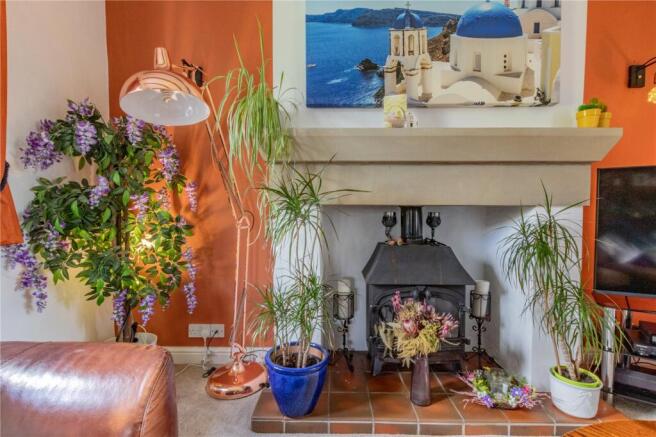 2 bed Detached for sale Image 7
