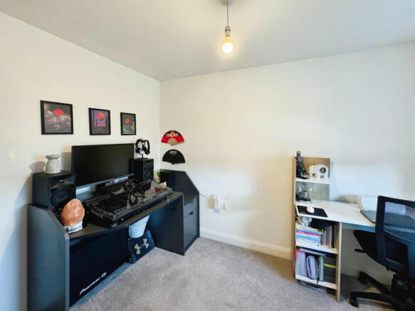 Photo 13