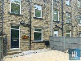 12, Emmanuel Terrace, Lockwood, Huddersfield HD4 6HS