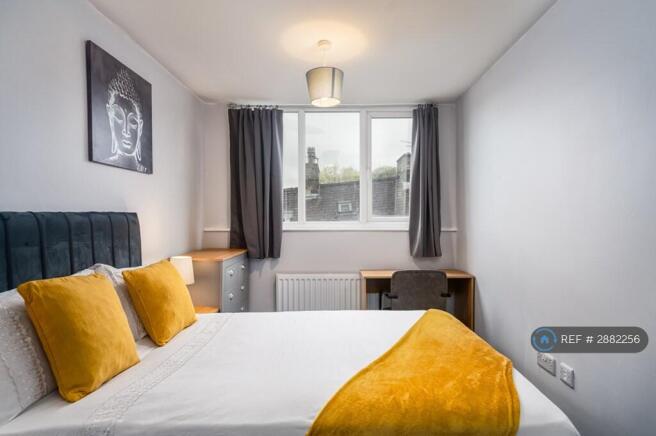 1 bed House Share to rent Image 7