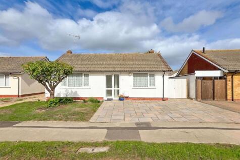 Downs Way, East Preston, BN16