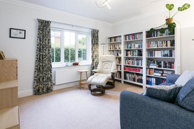 4 bed Detached for sale Image 8