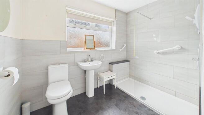 4 bed Semi-Detached for sale Image 11