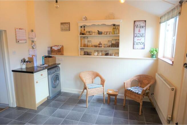 Kitchen / Breakfast