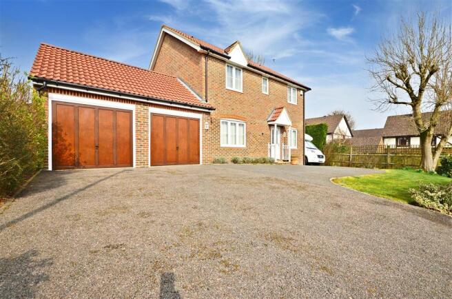 Driveway/Parking