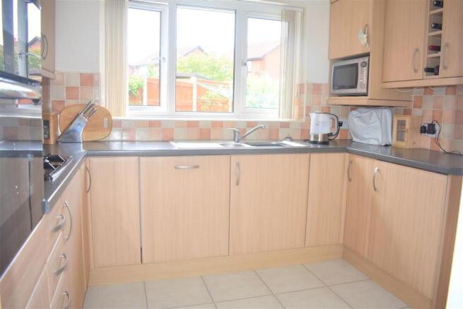 new kitchen.jpg