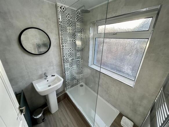 Shower Room/WC