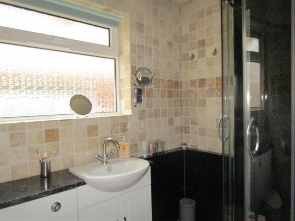 Shower Room.JPG