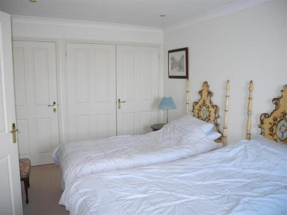 Bed 2.JPG
