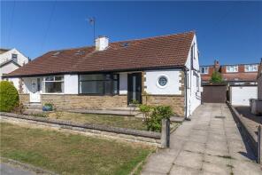 32, The Cedars, Bramhope, Leeds LS16 9EA