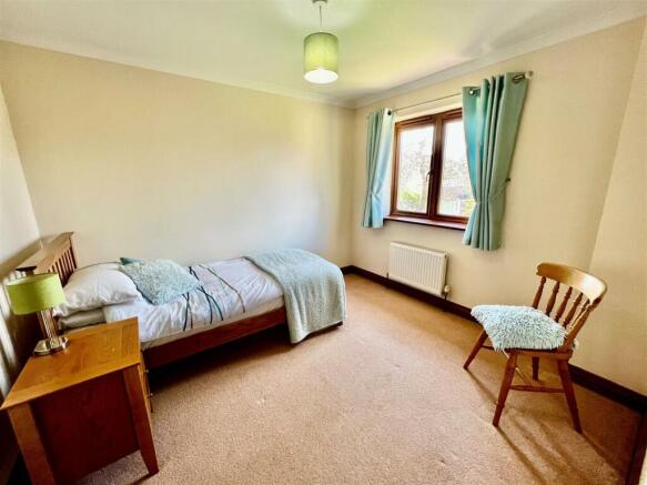 Bedroom 2.jpg