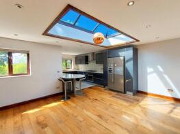 63, Northiam, Southover To Arlington, London N12 7JH