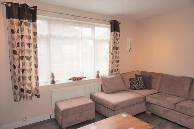 Lounge 2