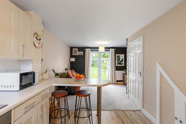 Snowdrop Close, Easingwold, York photo 4