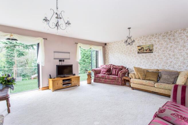 7 Woodlands Drive fpz185667 (23).jpg