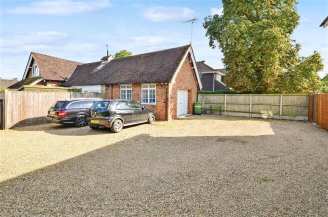 Driveway/Parking