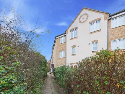 Wren Walk, Eynesbury, St. Neots