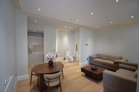 St. Stephen's Gardens, W2