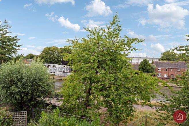 Views to River Thames
