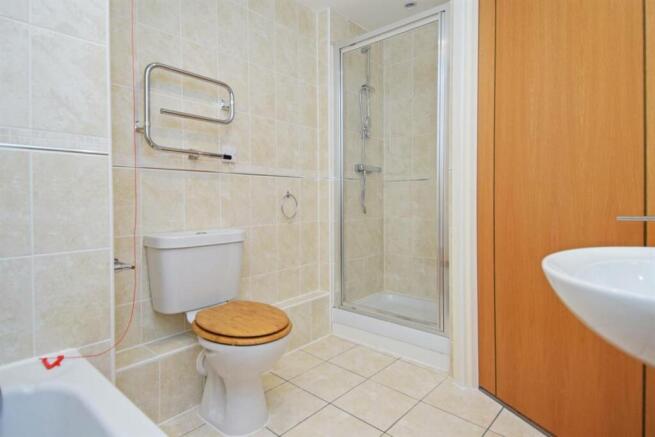 Photo 10
