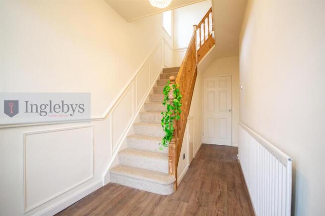 3 bed House for sale Image 5