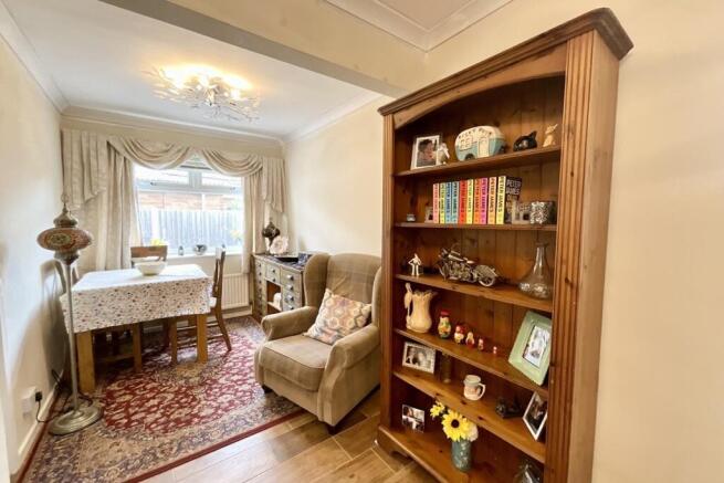 2 bed Bungalow for sale Image 5