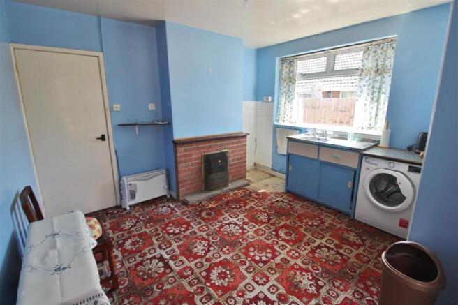 Bridge End Grove, Grantham photo 5
