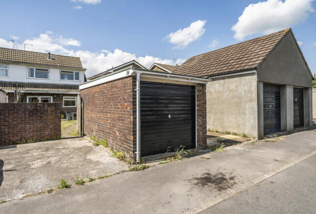 Garage & Parking