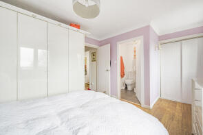 64, Beacon Drive, Dartford DA2 8BG