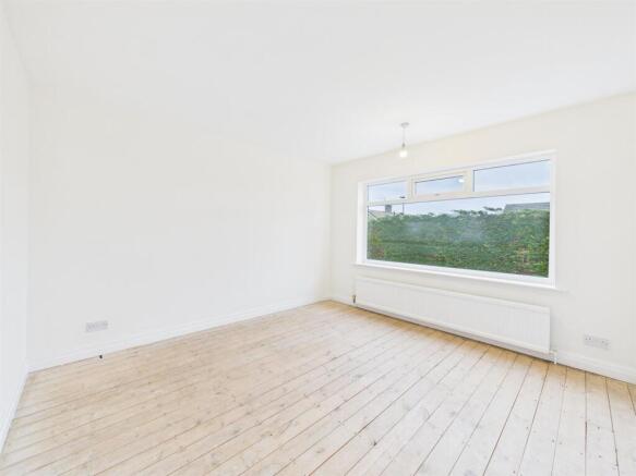2 bed Detached Bungalow for sale Image 6
