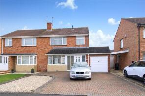 10, Calder Close, Haydon Wick, Swindon SN25 3QF