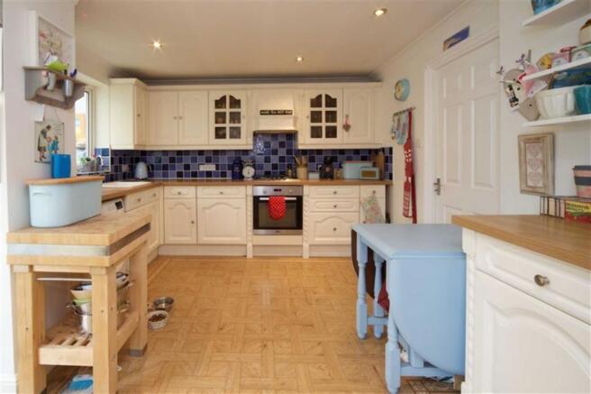 Kitchen/Breakfast Ro